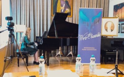 Hania Maciejewska w finale konkursu fortepianowego WroClavile.